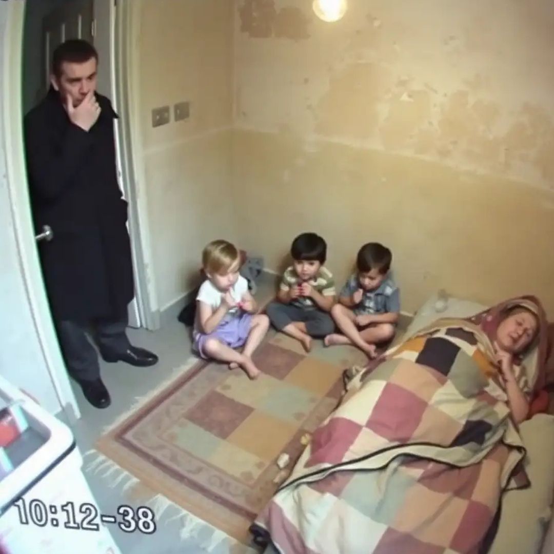 A millionaire follows a poor girl who collects his leftovers every day: what he discovers changes his life forever.