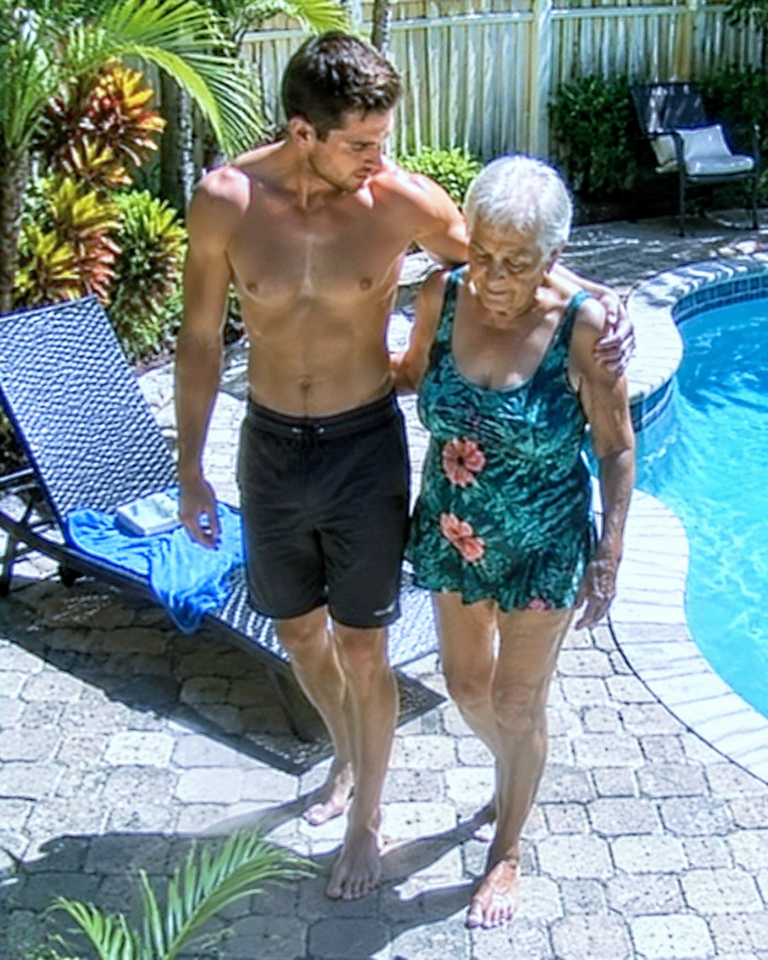 A young man started visiting my 83-year-old neighbor every single day. At first, I thought he was simply being kind. Then I walked into her house and saw something that made my blood run cold.