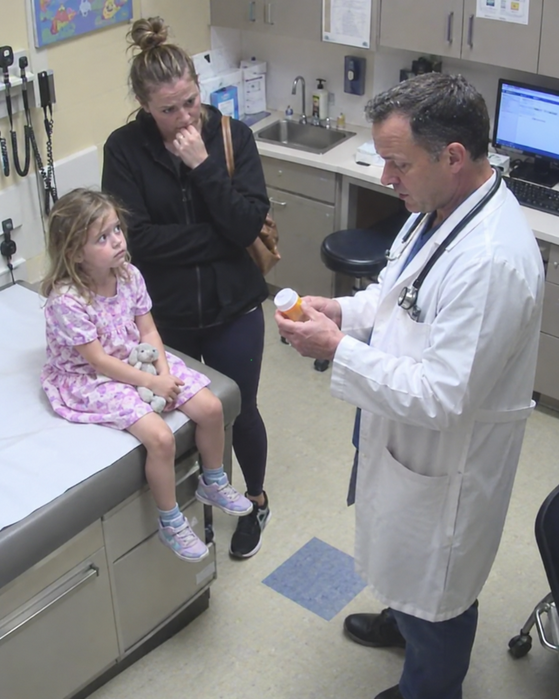 My Daughter Asked to Stop Grandma’s Pills—Then the Doctor Shook-olive